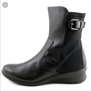 🌿EUC Ecco Babett Wedge Mid Cut Zip (Size EU 38)